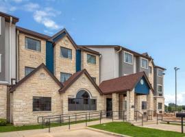 Microtel Inn & Suites by Wyndham Buda Austin South，位于布达的酒店