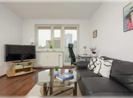 Beautiful City Apartment by Noclegi Renters