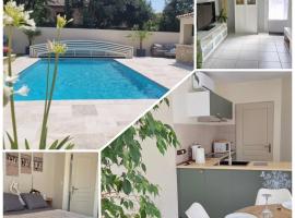 Un air de provence avec piscine disponible seulement en fin de journée - À 5min de l'A7 et A9，位于奥朗日的酒店