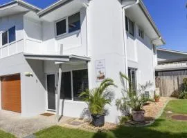 Tip - Sea Pelican Villa