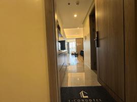 LCONDOTEL Serviced Apartment near MOA NAIA PITX with Pool Parking，位于马尼拉的酒店