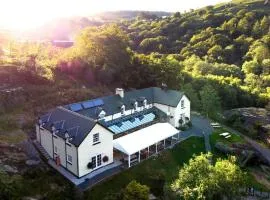 Ty Penbont House