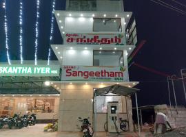 Grand Sangeetham Inn，位于蒂鲁琴杜尔的酒店