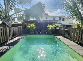 Appartement Chaleureux avec piscine - Ideal pour couple et petite famille-，位于圣弗朗索瓦的酒店