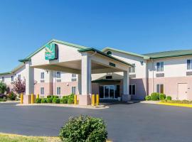 Quality Inn Junction City near Fort Riley，位于章克申城的酒店