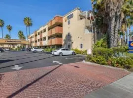Comfort Inn & Suites Huntington Beach