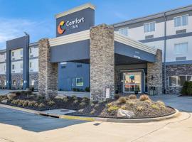 Comfort Inn Bonner Springs Kansas City，位于Bonner Springs的酒店