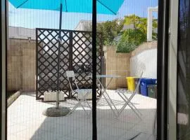A stone's throw from the sea and garage