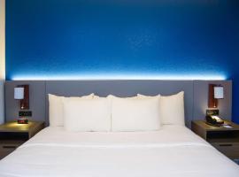 Comfort Inn & Suites Moreno Valley near March Air Reserve Base，位于莫雷诺谷的酒店