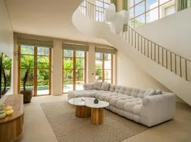 Luxury villa 2-Bedroom with private pool in Bingin