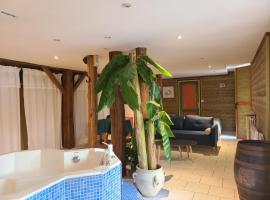 Mon Jacuzzi privé sur les pas de Compostelle，位于圣莱奥纳尔德诺布拉的酒店