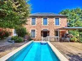 Capelle House