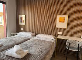 Oak Home - Oakplaces，位于莱昂的酒店