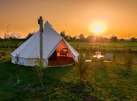 Witham Grange Glamping，位于Lincolnshire的酒店