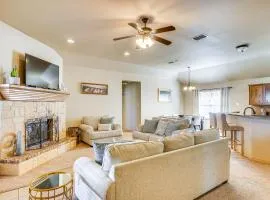 7 Mi to Dtwn Family Home with Patio in Lubbock