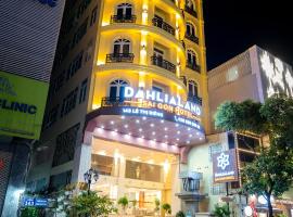 DAHLIALAND SAIGON HOTEL & SWIMMING PooL，位于胡志明市的酒店