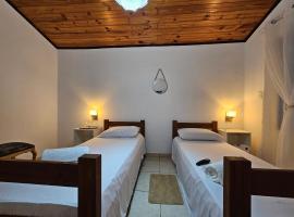 Encarna Hostel，位于恩卡纳西翁的酒店