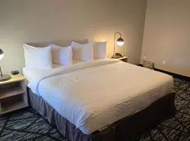 Super 8 by Wyndham Traverse City