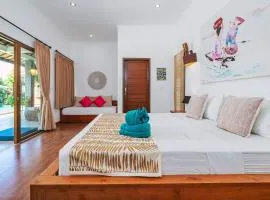 Villa Moringa 1 - 3 Bedrooms Villa in Canggu Central