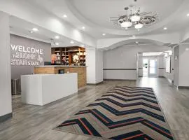 塞甘希尔顿恒庭酒店