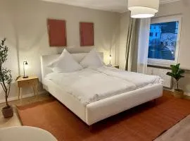 Westflügel Apartment mit Parkplatz und zentraler Lage