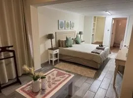 Florida Palms Guesthouse