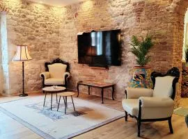 Luxury stone paradise within the walls of the Diocletian palace - old town
