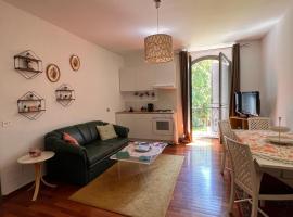 Appartamento in Villa Storica，位于奥雷吉奥卡斯特罗的酒店