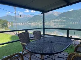 Bungalow Adria Lido di Colico , Direct on Lake & Central Town