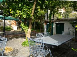 Villa Pace，位于米诺利的酒店