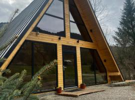 Chalet Green，位于Cazaci的酒店