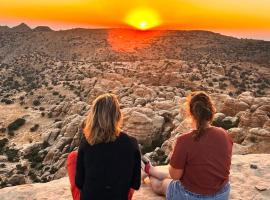Jordan trail from dana to petra，位于达纳的酒店