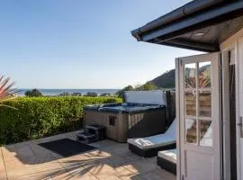 Pendine Sands Edith Villas - a luxury seaside home with beautiful sea views