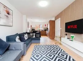 Hospital House 5 Bedrooms 10 Guests Free Parking
