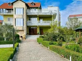 GuestHouse Brahja, Tirana