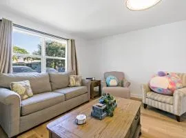 Near Ft Myers Beach Gorgeous relaxing 2BD