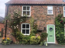 Quaint Country Cottage，位于Patrington的酒店