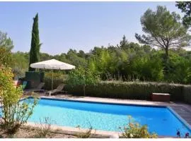Villa accueillante avec piscine à Seillans