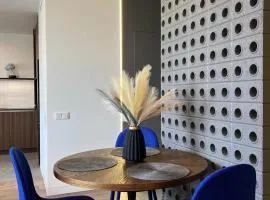 Двокімнатний люкс в ЖК над Бугом