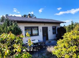 Ferienhaus Im Wäldchen in See Nähe，位于滕普林的酒店