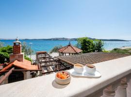 Villa Segetski dvori - Tradition since 1964，位于特罗吉尔的酒店