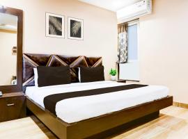 Super Collection O Kampoo Tiraha Road formerly Siddhi Vinayak，位于瓜廖尔的酒店