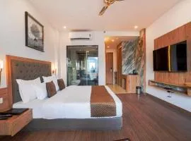 Hotel urban oasis Near Huda & Millennium City Centre Metro station I Gurgaon