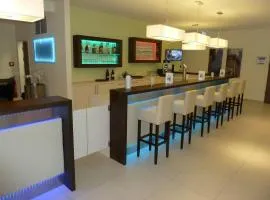 诺因基兴智选假日酒店