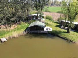 Uniek privé natuurdomein voor 14 personen，位于埃纲尔赫姆的酒店
