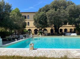 方塔纳诺亚酒店，位于Villanovaforru的酒店