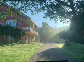 Los Cedros，位于卡瓦尼亚斯的酒店