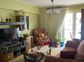 Central location! Spacious 2 bdrm with balcony