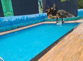 Natura Homestay，位于Padinjarathara的酒店