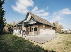 Ella am See, Ferienhaus，位于Fintel的酒店